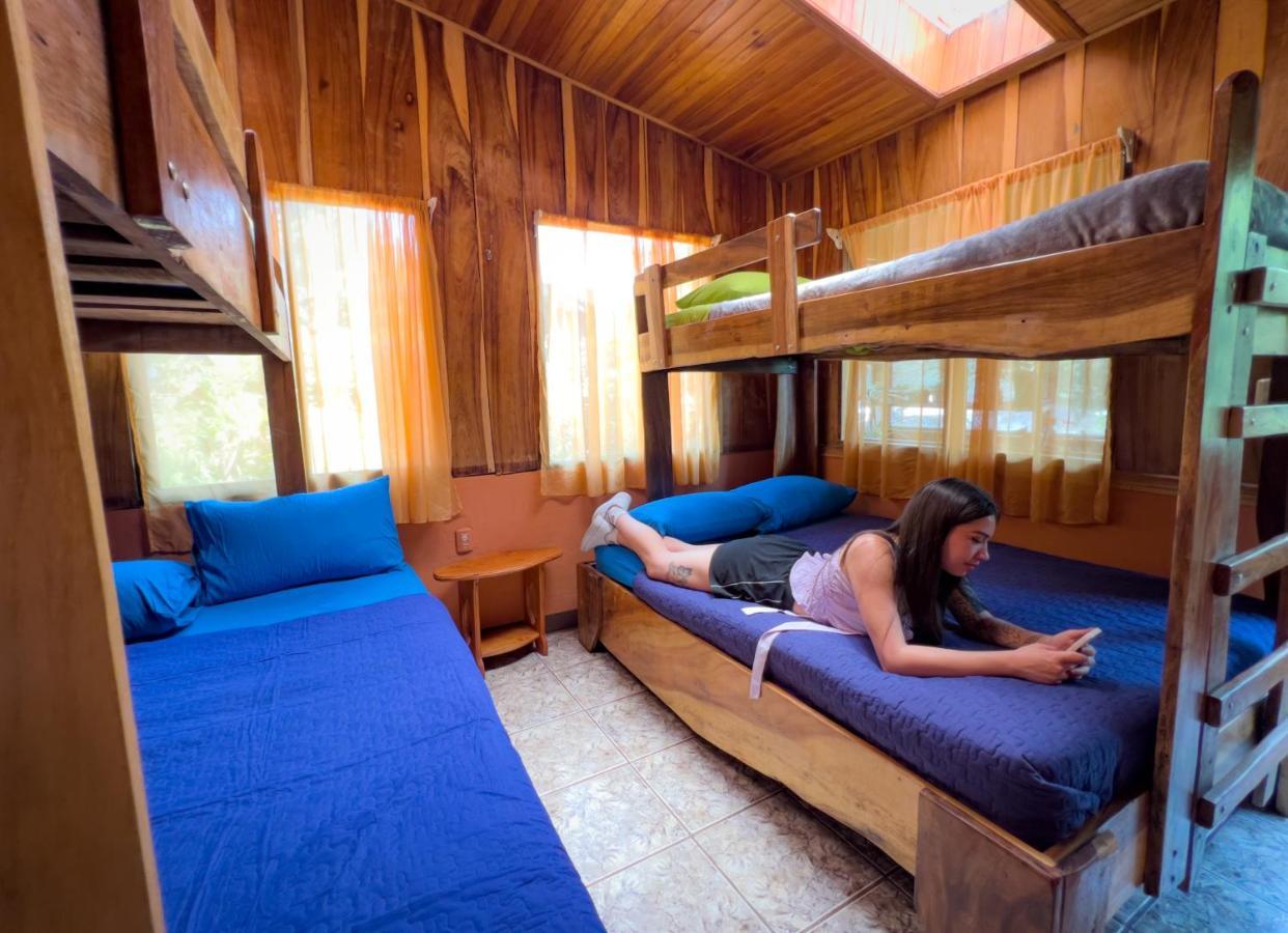 Casa Tranquilo Hostel Monteverde Екстериор снимка